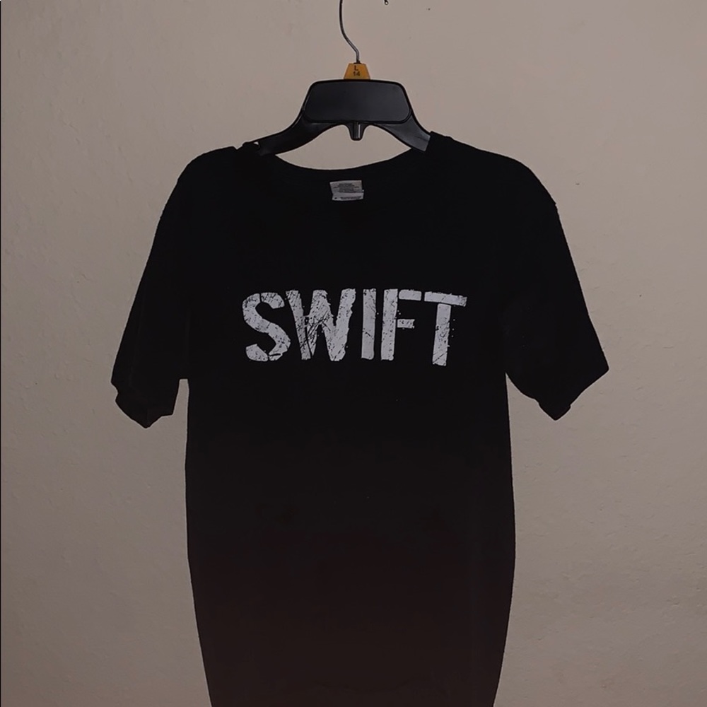 A Taylor-swift tee